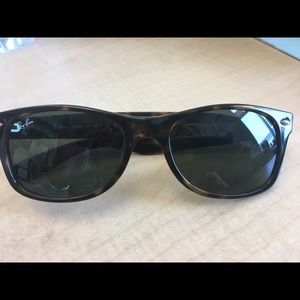 RayBan wayfarer glasses